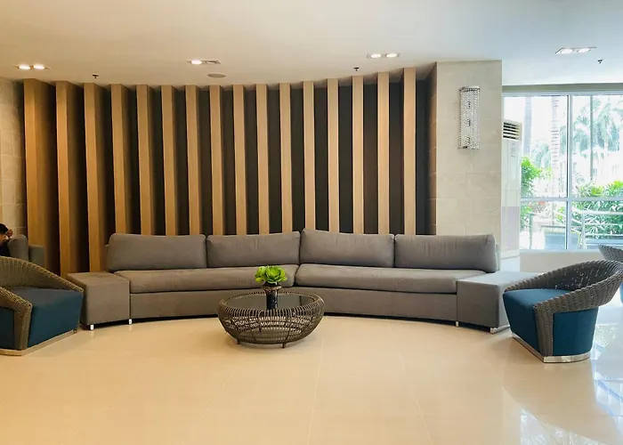 Sea Residences Moa Complex - Ruffa\'S Condotel